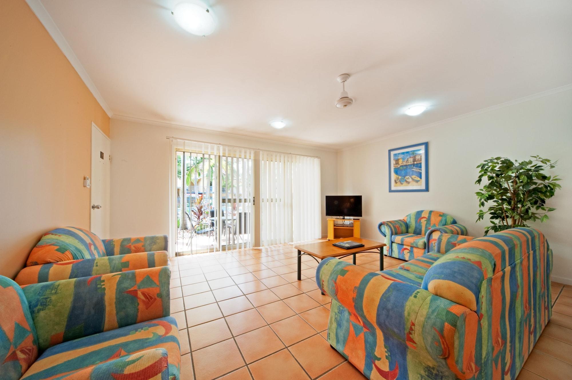 At Beach Court Holiday Villas Airlie Beach Exteriér fotografie