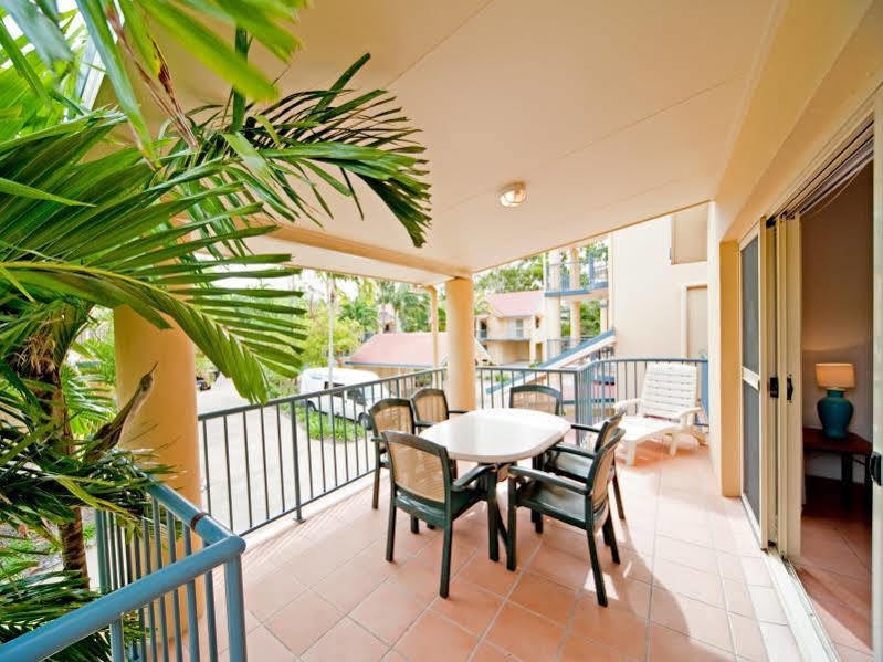 At Beach Court Holiday Villas Airlie Beach Exteriér fotografie